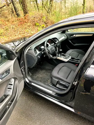 Audi A4 Avant 2013 - 14990 EUR, 181080 km - AUTO.MOTO.pt - 181080km - foto 22 de 25