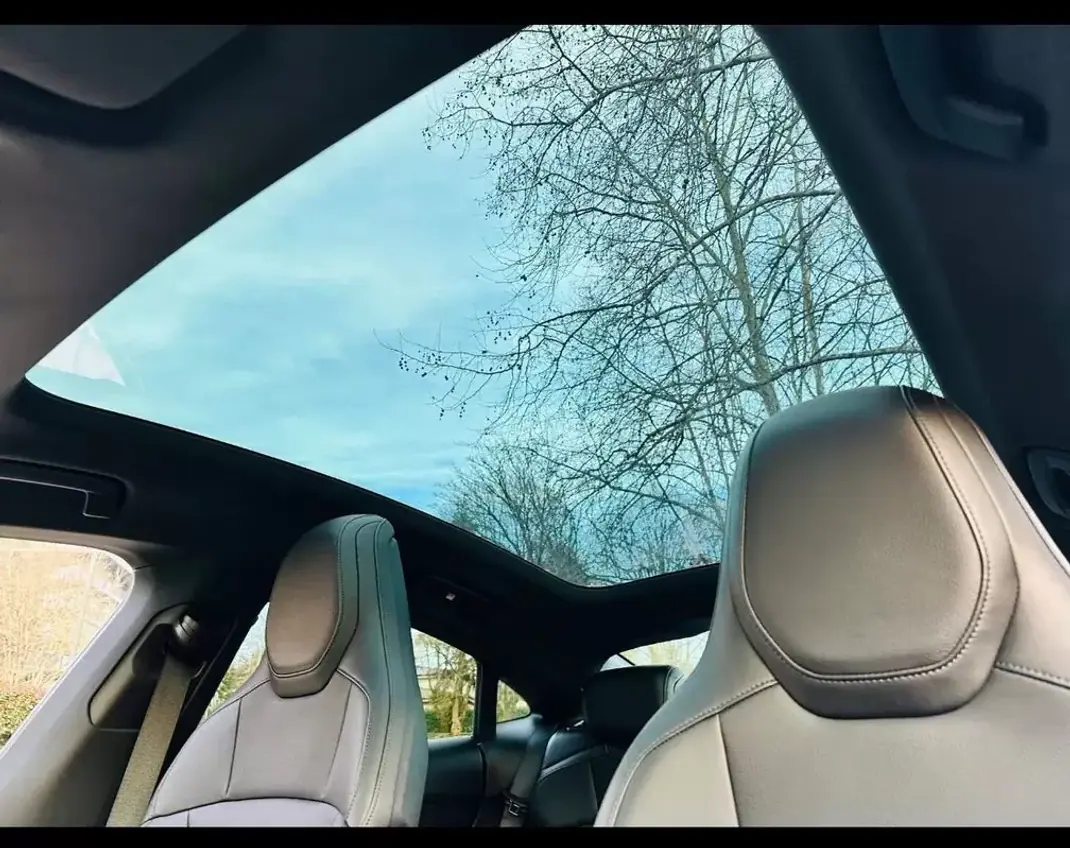 Porsche Taycan 2021 - 53499 EUR, 153620 km - AUTO.MOTO.pt - 153620km - foto 11 de 28