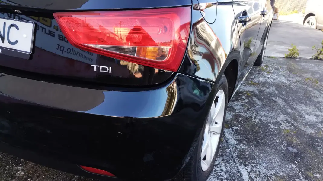 Audi A1 Sportback 2014 - 10999 EUR, 159000 km - AUTO.MOTO.pt - 159000km - foto 11 de 37