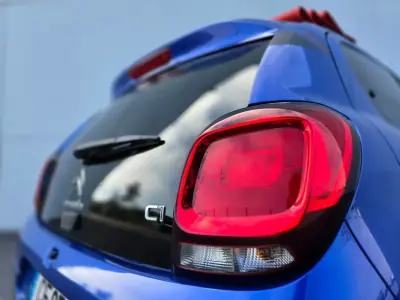 Citroën C1 2018 - 9900 EUR, 84800 km - AUTO.MOTO.pt - 84800km - foto 11 de 40