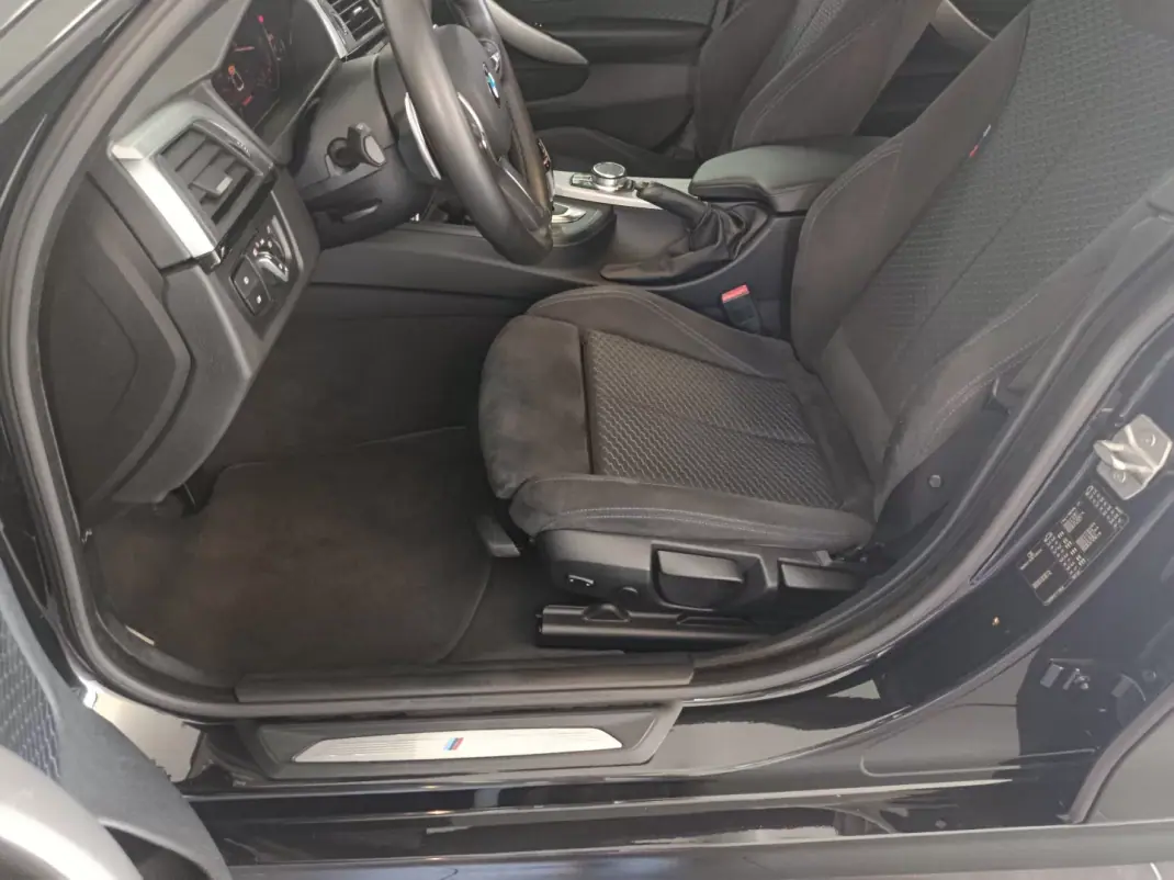 BMW 420 Gran Coupé 2017 - 26300 EUR, 166000 km - 166000km - foto 22 de 42