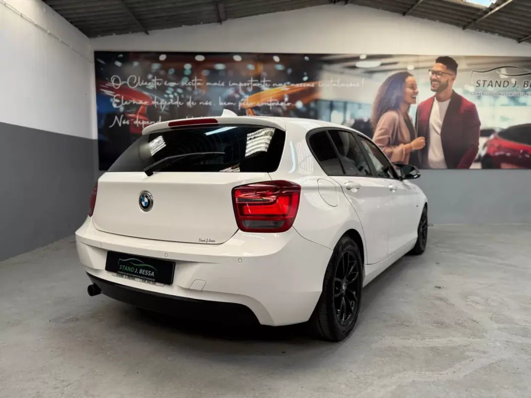 BMW 116 2014 - 10900 EUR, 230000 km - AUTO.MOTO.pt - 230000km - foto 7 de 22