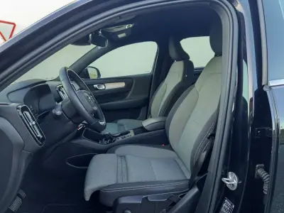 Volvo XC 40 2022 - 29490 EUR, 63800 km - AUTO.MOTO.pt - 63800km - foto 11 de 20