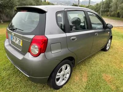 Chevrolet Aveo 2010 - 4250 EUR, 174000 km - 174000km - foto 5 de 12