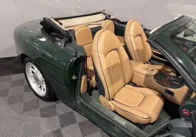 Aston Martin DB7 Vantage Coupé 1997 - 57500 EUR, 41000 km - 41000km - foto 39 de 60