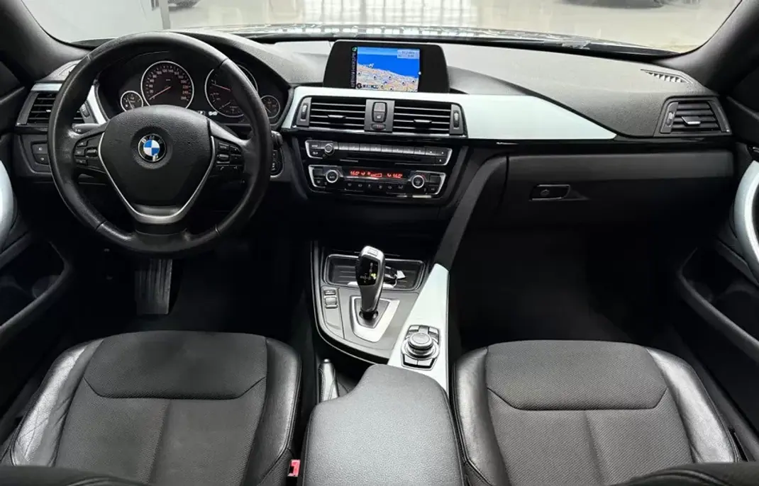 BMW 418 Gran Coupé 2015 - 16999 EUR, 227979 km - 227979km - foto 7 de 23