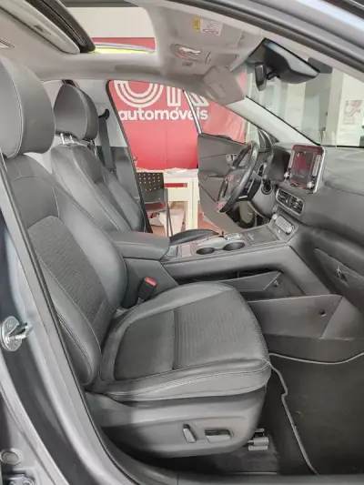 Hyundai Kauai 2019 - 19750 EUR, 111500 km - AUTO.MOTO.pt - 111500km - foto 18 de 35
