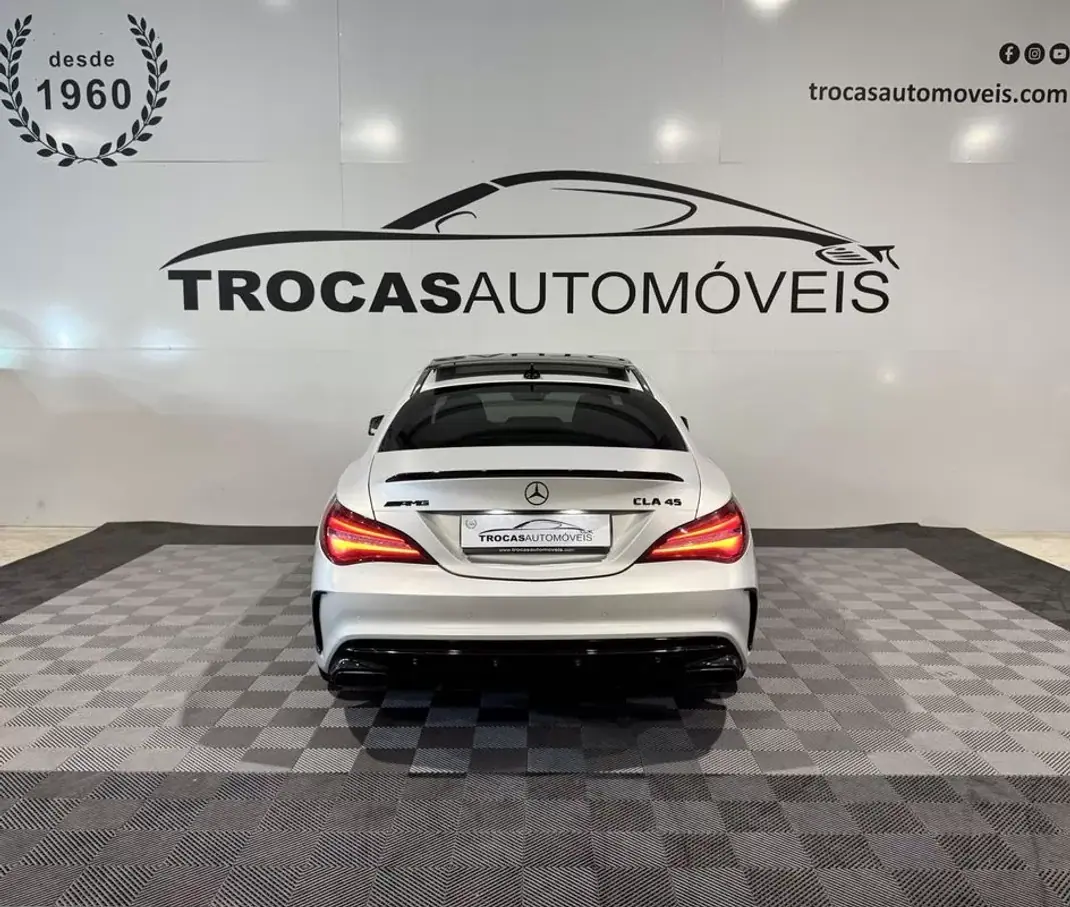 Mercedes-Benz CLA 45 AMG 2018 - 36900 EUR, 127350 km - 127350km - foto 27 de 32