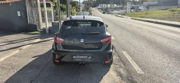SEAT Ibiza 2011 - 12900 EUR, 126027 km - AUTO.MOTO.pt - 126027km - foto 9 de 39