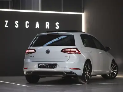 Volkswagen Golf 2018 — foto 6 de 19