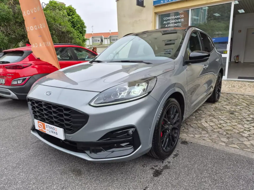 Ford Kuga 2023 - 21000 EUR, 56502 km - AUTO.MOTO.pt - 56502km - foto 1 de 34