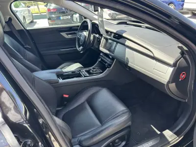 Jaguar XF 2016 - 18947 EUR, 108000 km - 108000km - foto 10 de 19