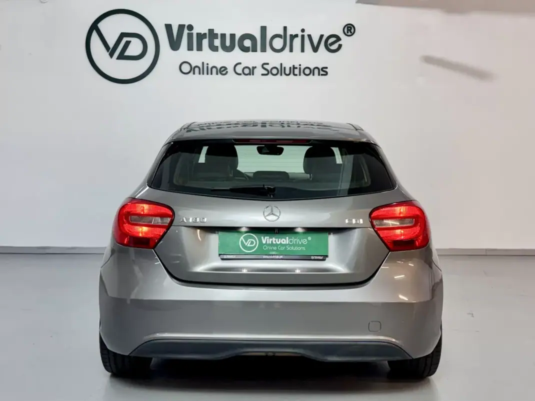Mercedes-Benz A 180 2014 - 13750 EUR, 157000 km - AUTO.MOTO.pt - 157000km - foto 8 de 45