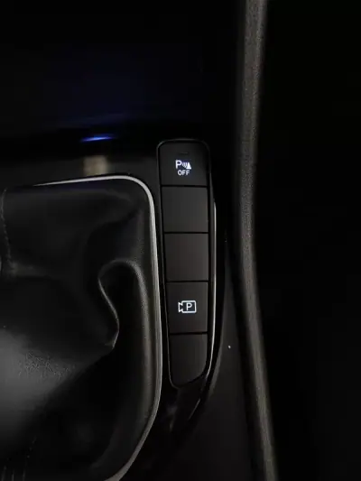 Hyundai Tucson 2023 - 27350 EUR, 19200 km - AUTO.MOTO.pt - 19200km - foto 33 de 40