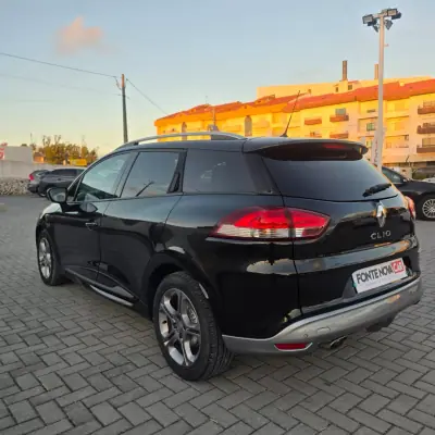 Renault Clio Sport Tourer 2018 - 11950 EUR, 108830 km - 108830km - foto 6 de 21
