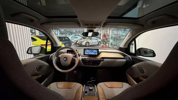 BMW i3 2014 - 15990 EUR, 54230 km - AUTO.MOTO.pt - 54230km - foto 17 de 36
