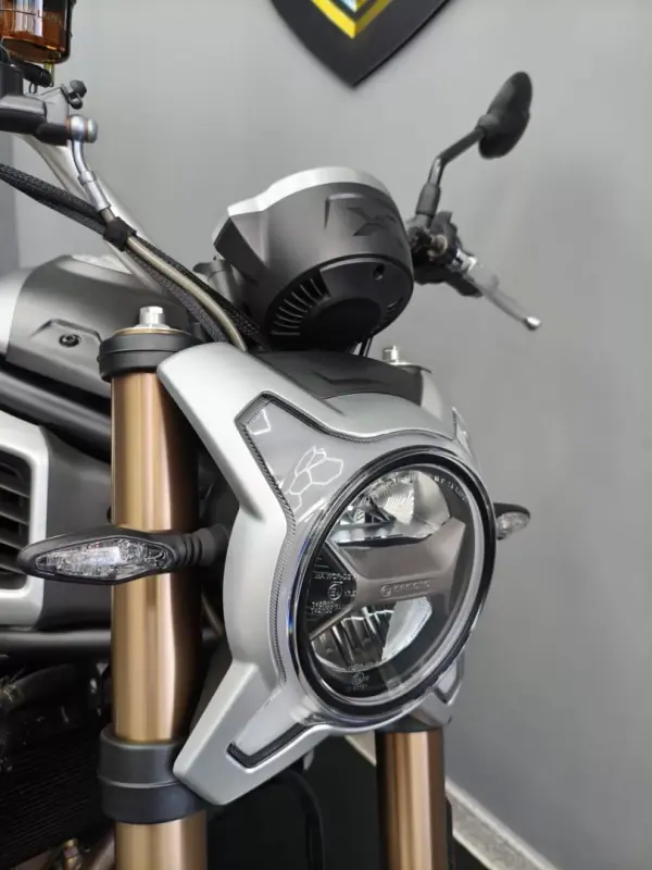 CFMOTO 700 CL-X 2026 - 6150 EUR, 950 km - AUTO.MOTO.pt - 950km - foto 10 de 26