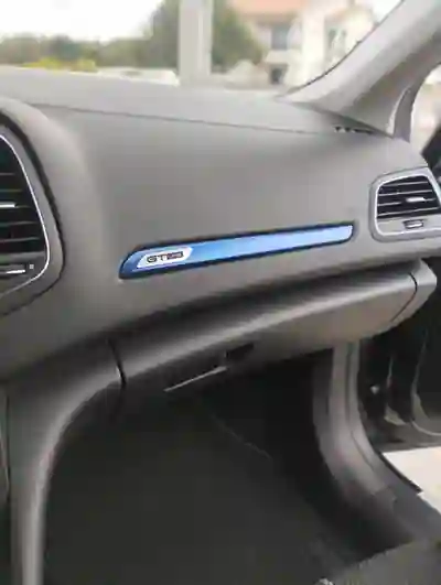 Renault Mégane 2021 - 16200 EUR, 63000 km - 63000km - foto 4 de 12