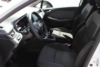 Renault Clio 2021 - 11750 EUR, 108978 km - 108978km - foto 4 de 18