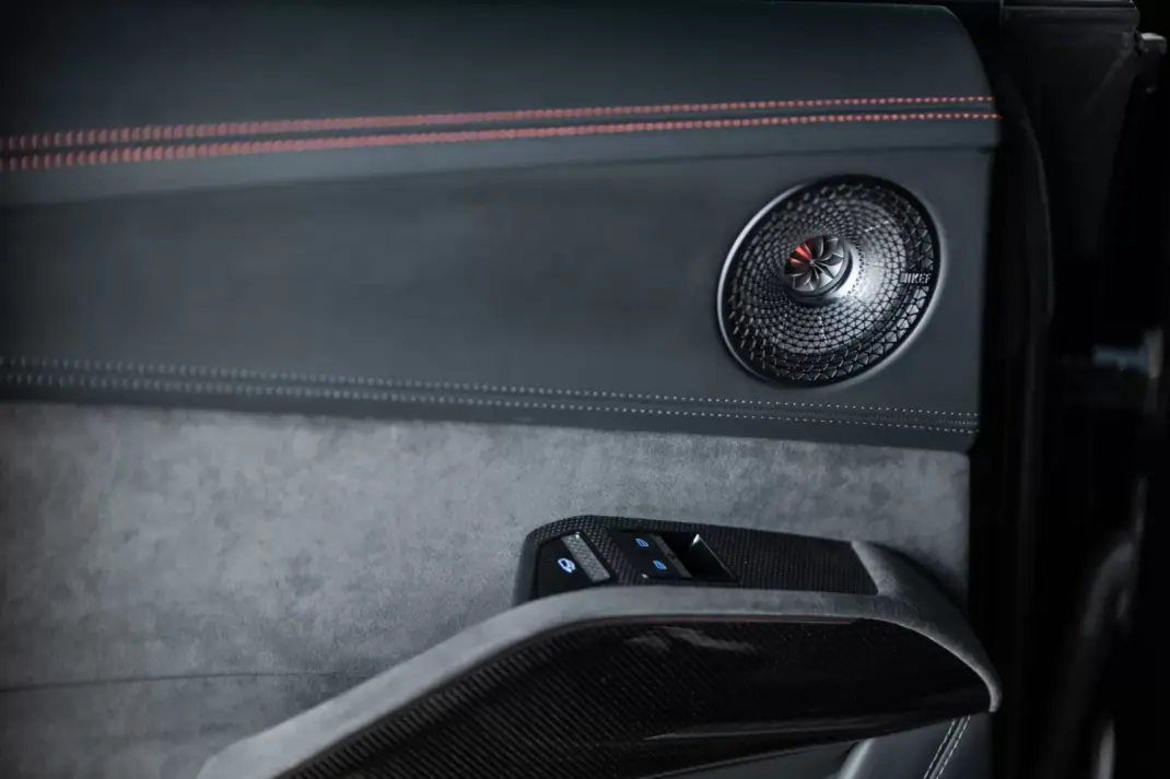 Lotus Eletre 2023 - 110000 EUR, 34626 km - AUTO.MOTO.pt - 34626km - foto 9 de 32