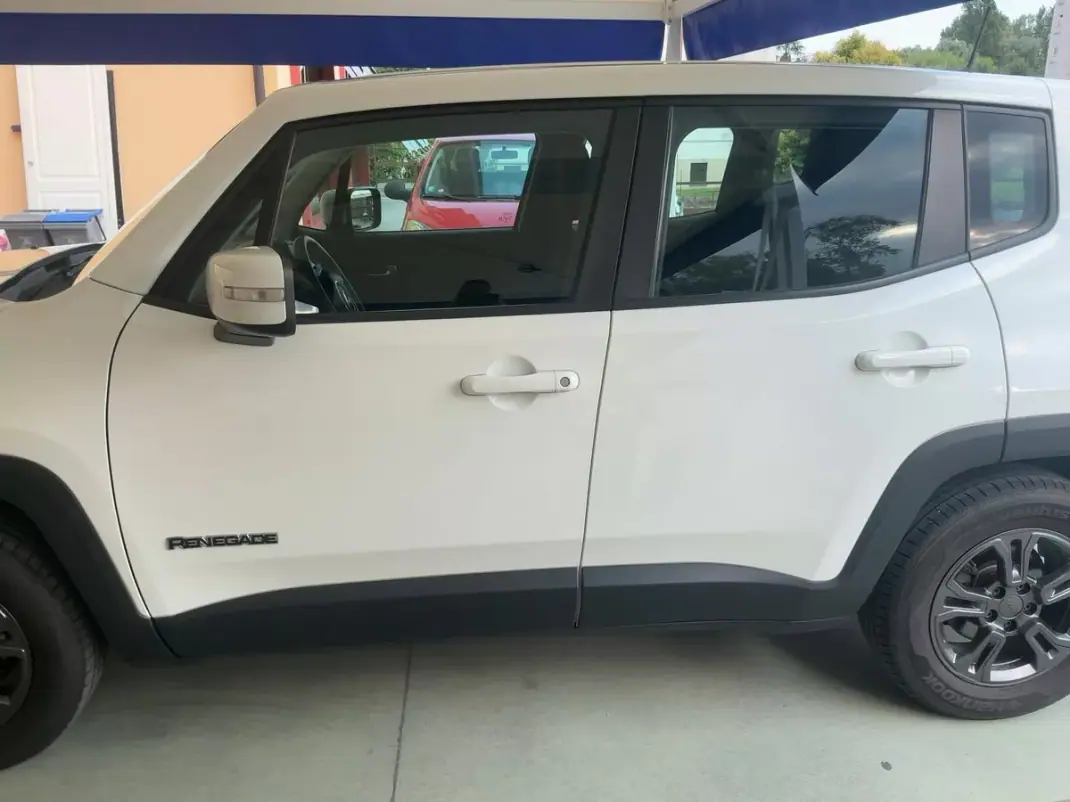 Jeep Renegade 2021 - 15995 EUR, 129400 km - 129400km - foto 11 de 11