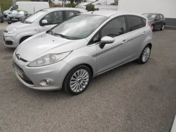 Ford Fiesta 2008 - 6450 EUR, 272594 km - 272594km - foto 3 de 12