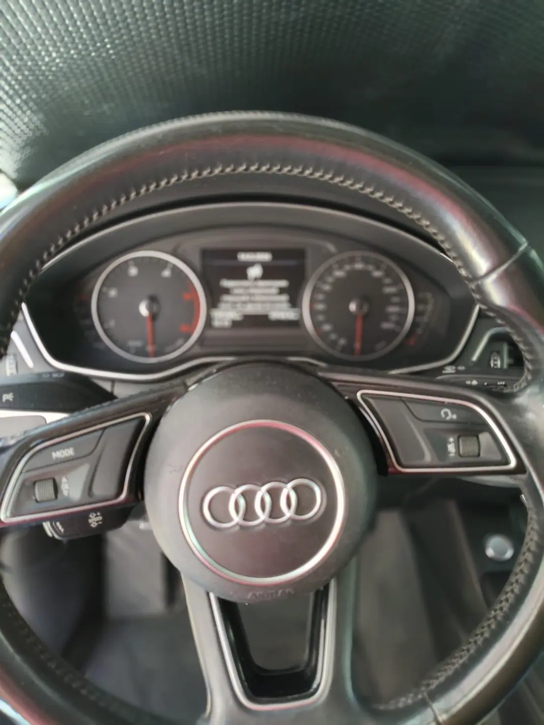 Audi A4 2016 - 15900 EUR, 145380 km - 145380km - foto 10 de 15