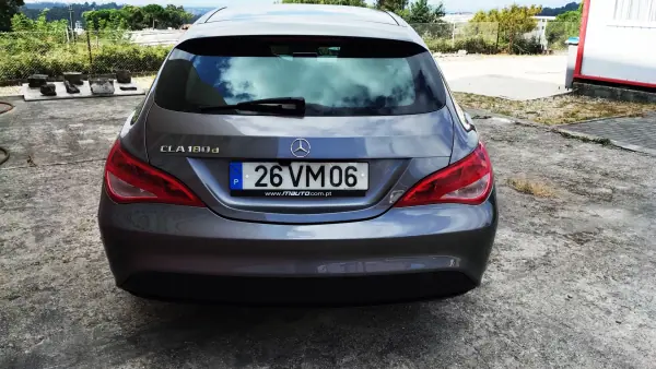 Mercedes-Benz CLA 180 2016 - 16950 EUR, 176000 km - AUTO.MOTO.pt - 176000km - foto 6 de 32