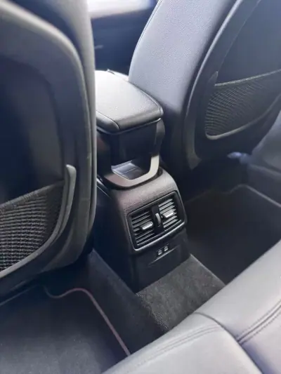 BMW X2 2020 - 24250 EUR, 132399 km - AUTO.MOTO.pt - 132399km - foto 11 de 21