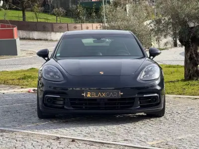 Porsche Panamera 2017 - 58990 EUR, 114000 km - AUTO.MOTO.pt - 114000km - foto 2 de 39
