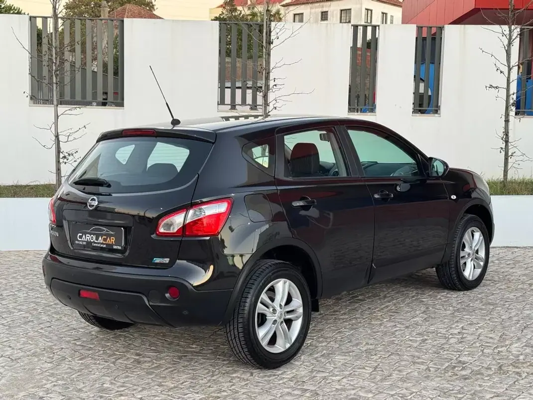 Nissan Qashqai 2010 - 8950 EUR, 115000 km - 115000km - foto 7 de 25