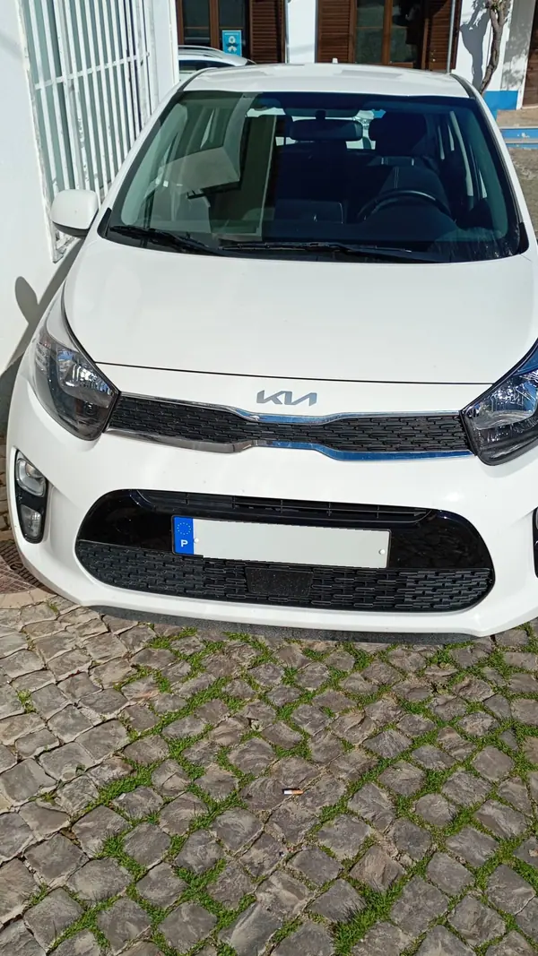 Kia Picanto 2023 — foto 2 de 3
