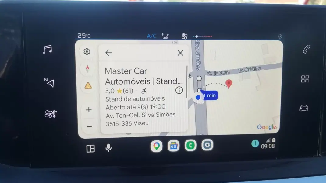 Peugeot 208 2022 - 13565 EUR, 63583 km - AUTO.MOTO.pt - 63583km - foto 2 de 37