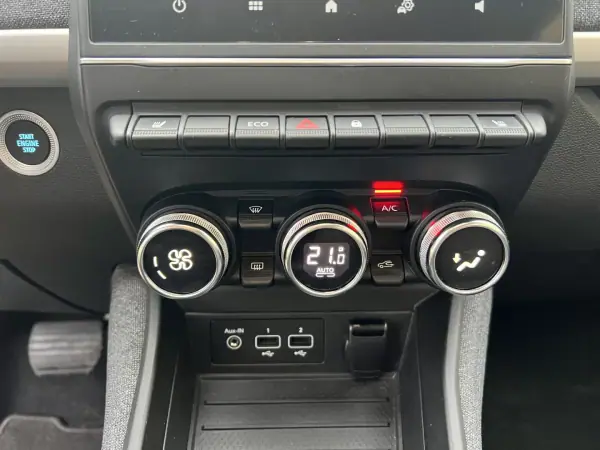 Renault Zoe 2021 - 14965 EUR, 25000 km - AUTO.MOTO.pt - 25000km - foto 36 de 46