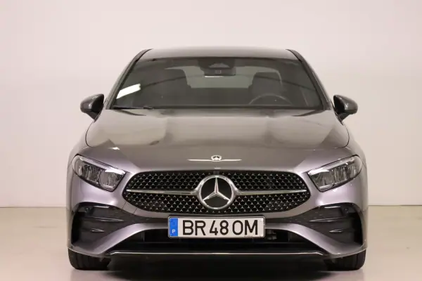 Mercedes-Benz A 180 Limousine 2025 - 39990 EUR, 6272 km - AUTO.MOTO.pt - 6272km - foto 2 de 47