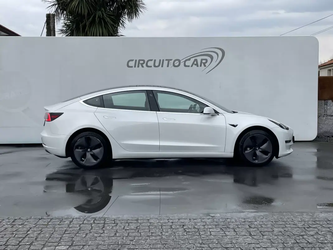 Tesla Model 3 2020 - 25995 EUR, 80043 km - AUTO.MOTO.pt - 80043km - foto 8 de 43