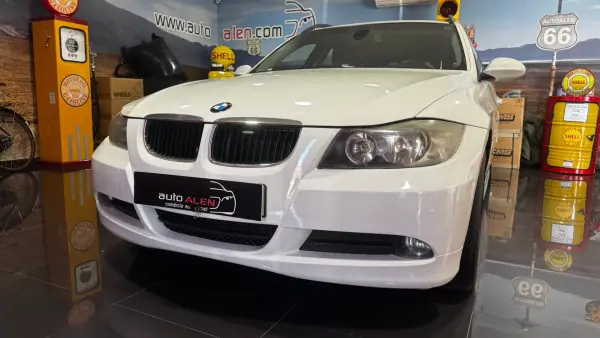BMW 318 2007 - 8950 EUR, 262687 km - AUTO.MOTO.pt - 262687km - foto 2 de 23