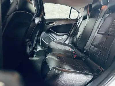 Mercedes-Benz A 160 2014 - 12990 EUR, 163824 km - AUTO.MOTO.pt - 163824km - foto 23 de 34