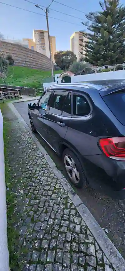 BMW X1 2012 - 9000 EUR, 241000 km - AUTO.MOTO.pt - 241000km - foto 6 de 8