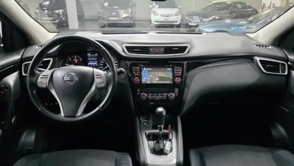 Nissan Qashqai 2015 - 17990 EUR, 157000 km - AUTO.MOTO.pt - 157000km - foto 15 de 24