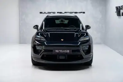 Porsche Macan 2025 - 89950 EUR, 8000 km - AUTO.MOTO.pt - 8000km - foto 5 de 57