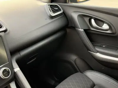 Renault Kadjar 2020 - 16900 EUR, 106065 km - AUTO.MOTO.pt - 106065km - foto 15 de 25