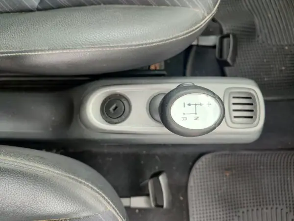 Smart ForTwo Coupé 2011 - 6900 EUR, 115000 km - 115000km - foto 23 de 23