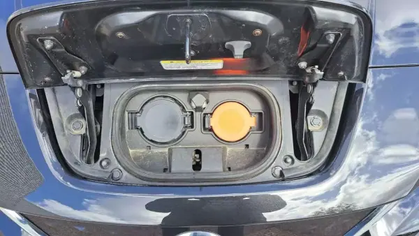 Nissan Leaf 2018 - 12890 EUR, 62000 km - AUTO.MOTO.pt - 62000km - foto 42 de 45