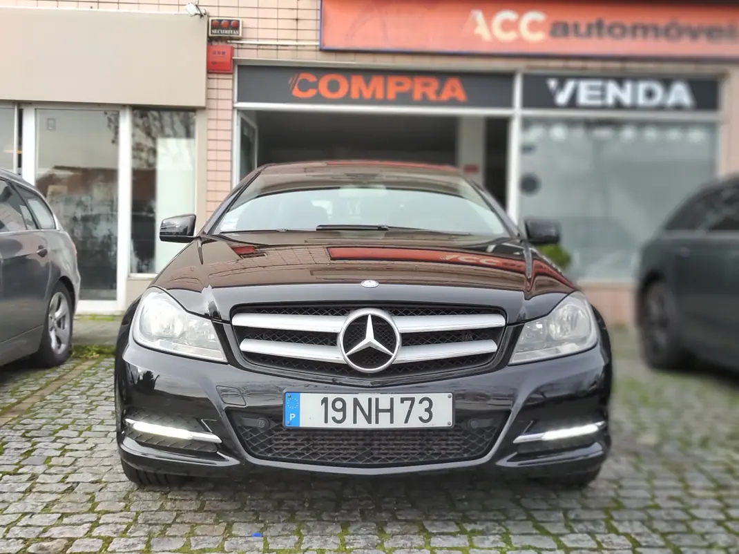 Mercedes-Benz C 220 2012 - 14900 EUR, 222999 km - AUTO.MOTO.pt - 222999km - foto 3 de 15