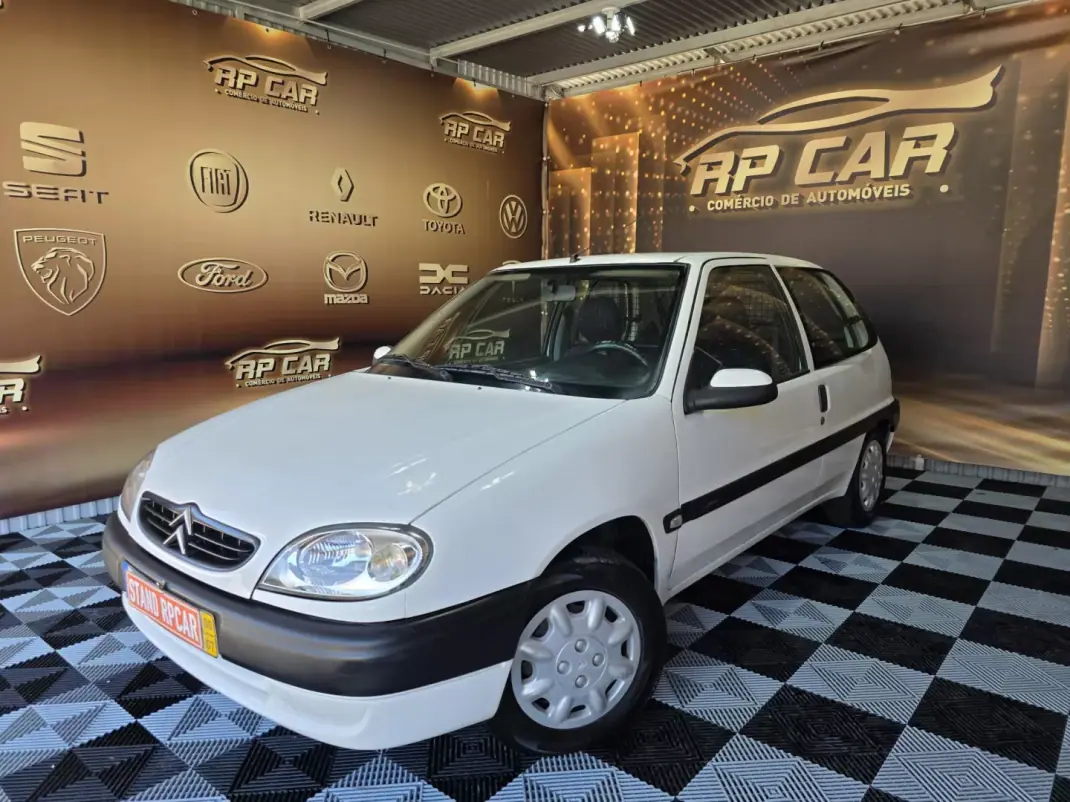 Citroën Saxo 2000 - 2450 EUR, 280000 km - AUTO.MOTO.pt - 280000km - foto 1 de 12
