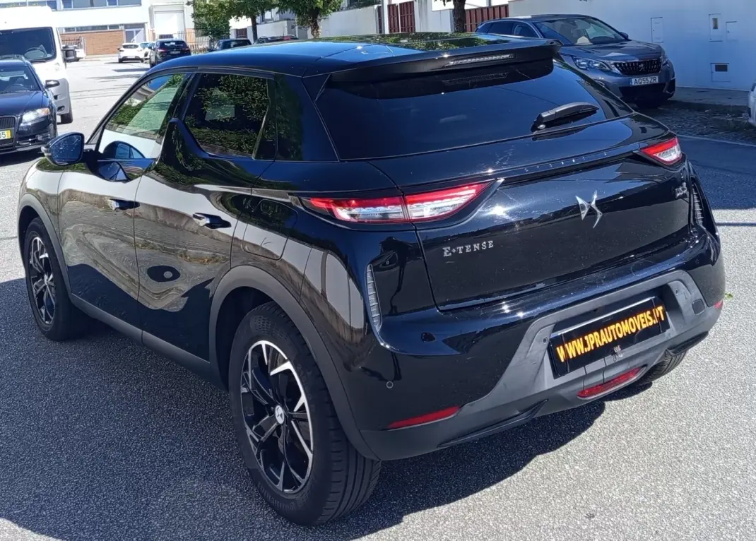 DS DS3 Crossback 2021 - 18490 EUR, 81000 km - 81000km - foto 6 de 19