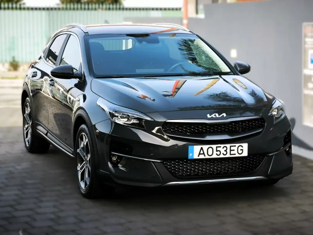 Kia XCeed 2022 - 18500 EUR, 29000 km - AUTO.MOTO.pt - 29000km - foto 4 de 50