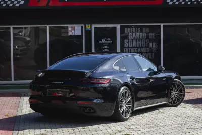 Porsche Panamera 2019 - 61900 EUR, 108300 km - 108300km - foto 34 de 46