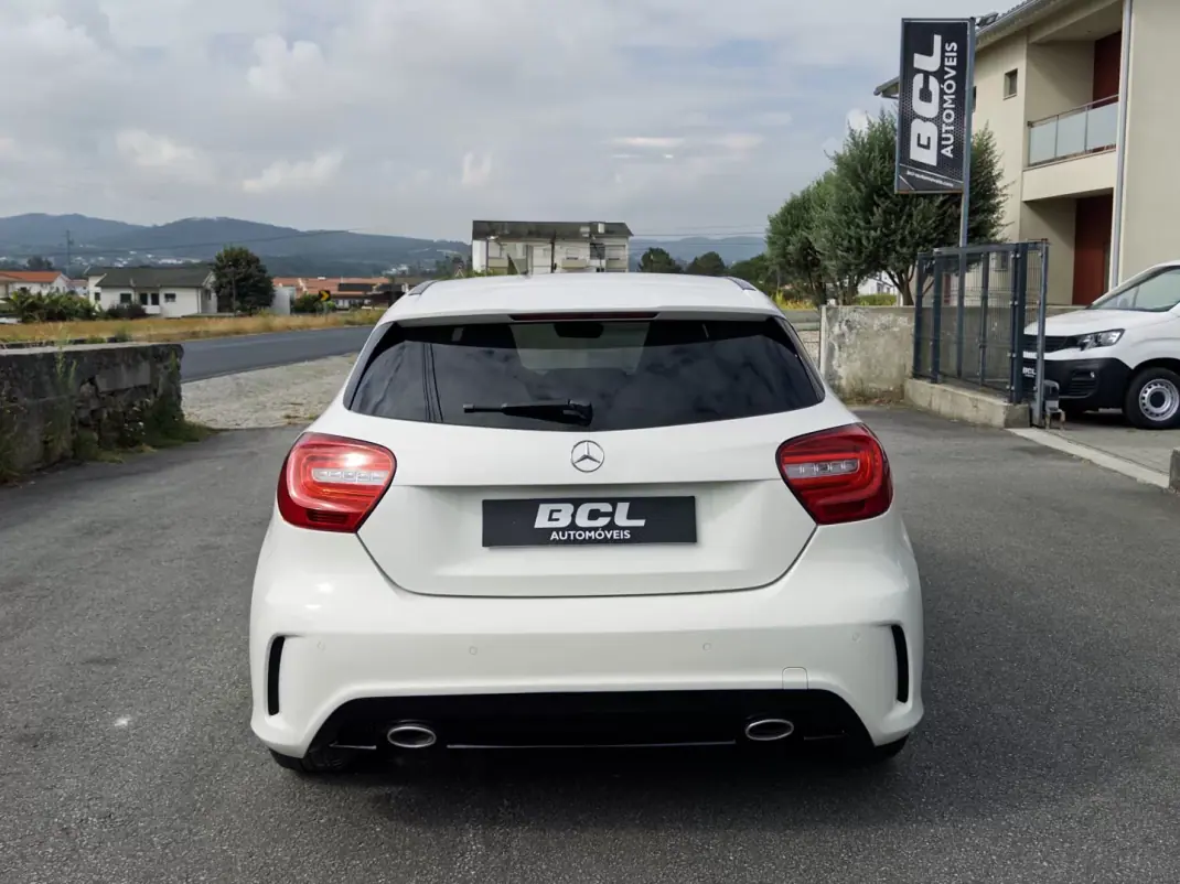 Mercedes-Benz A 180 2015 - 16990 EUR, 131000 km - 131000km - foto 6 de 35